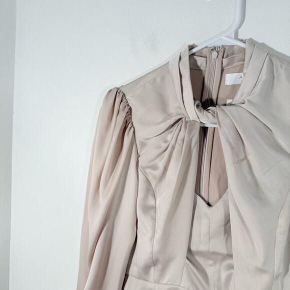 NWT ASTR Twist Mock Neck Cutout Peplum Top In Satin Champagne Size XS New - Picture 5 of 11